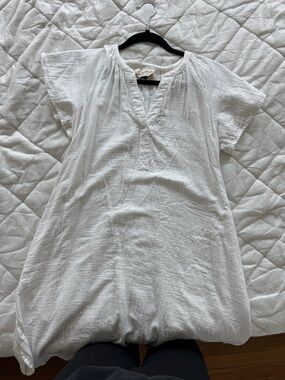 Universal Thread White Gauze Peasant Top
